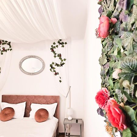 Marigold Boutique Apartment Брашов Екстериор снимка